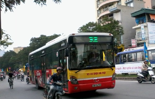 xe bus 32 hà nội 